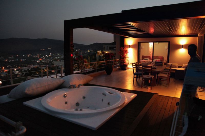 BODRUM TÜRKBÜKÜ AKDUVAR EVİ