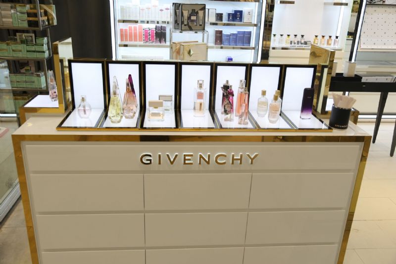 GIVENCHY KERUEN