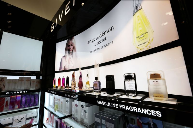 GIVENCHY ATATURK AIRPORT