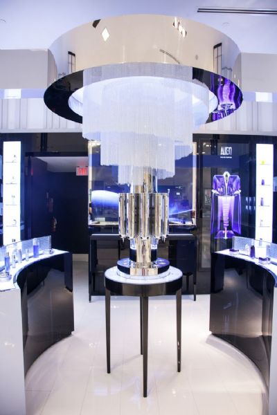 MUGLER HUDSONS BAY QUEEN TORONTO
