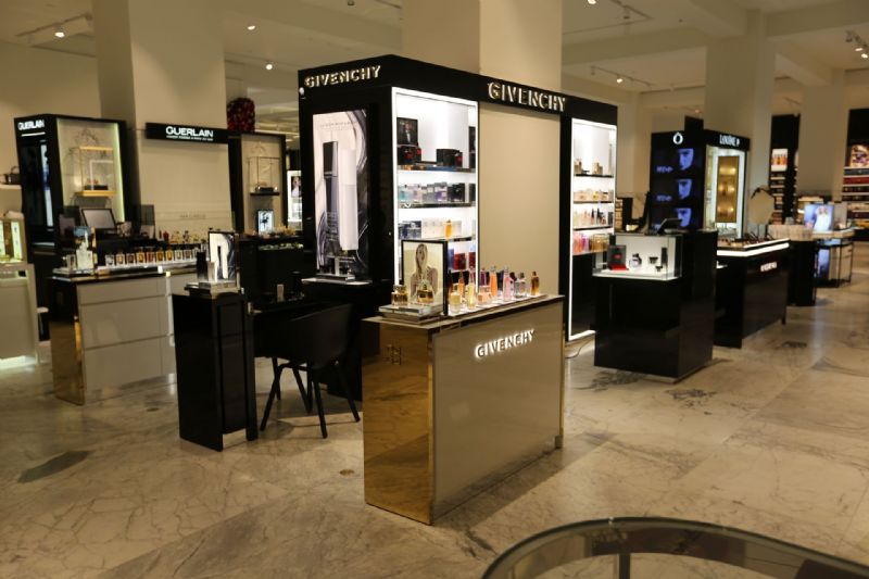 GIVENCHY  DE BIJENKORF AMSTERDAM